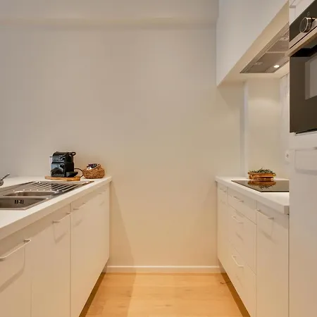 Amazing Apartment With A Terrace In The Shopping Street Of Knokke 아파트 *