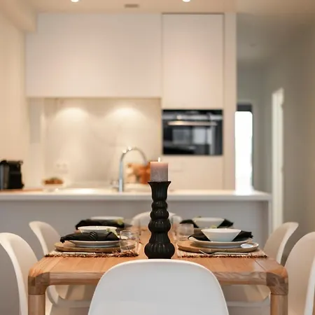 Amazing Apartment With A Terrace In The Shopping Street Of Knokke * 크노케-하이스트