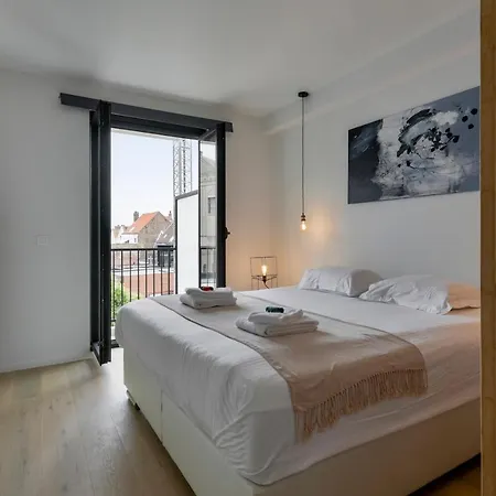 Amazing Apartment With A Terrace In The Shopping Street Of Knokke *